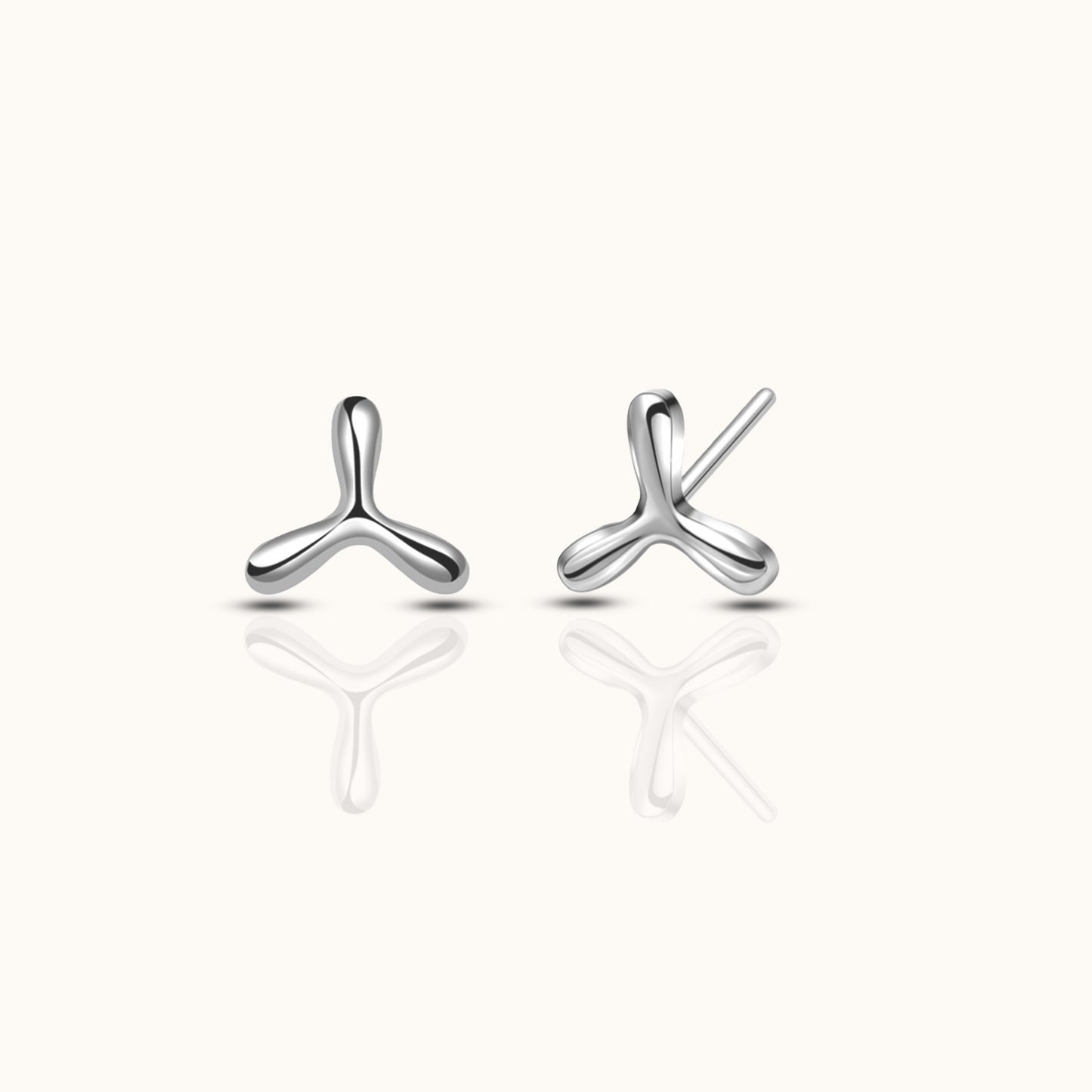 Boomerang Valve Threadless Labret Titanium Flat Push Back Nap Earring by Doviana