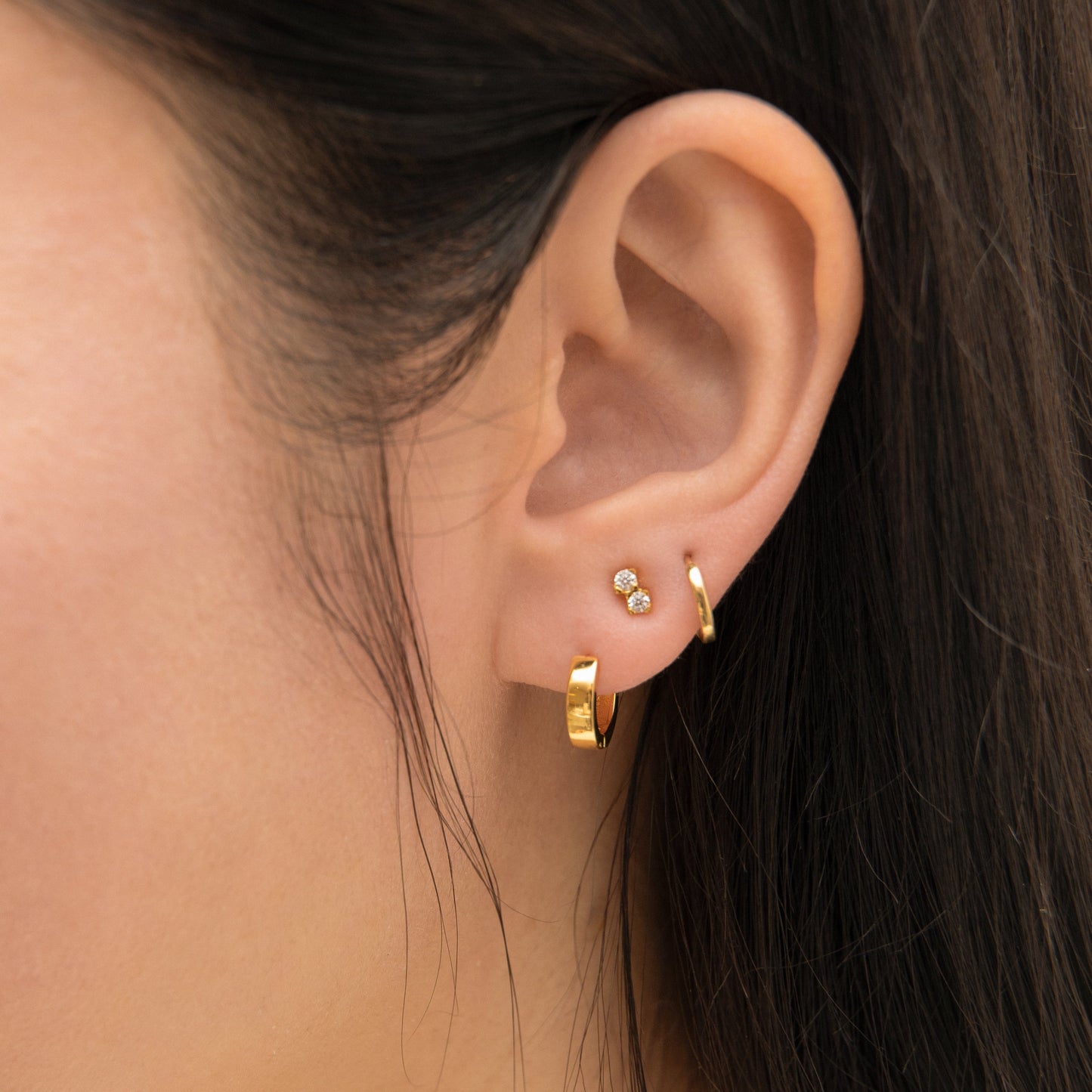 14K Solid Gold Staple Hoop Earring