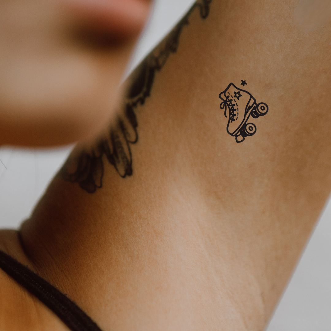 Retro Roller Skates – A Symbol of Freedom & Joyful Movement by DOVIANA Tattoo Studio (height 0.5‘’)